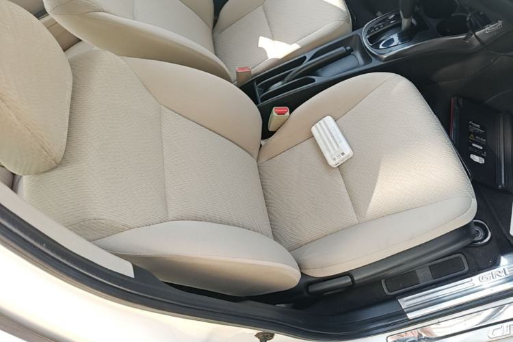 Used Honda Greiz 2016 1.5L CVT Classic Edition Right Front Seat