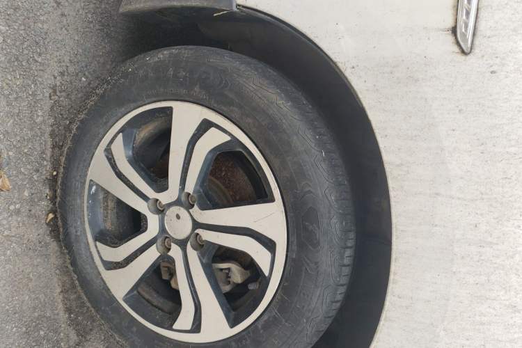 Used Honda Greiz 2016 1.5L CVT Classic Edition Right Front Wheel Hub