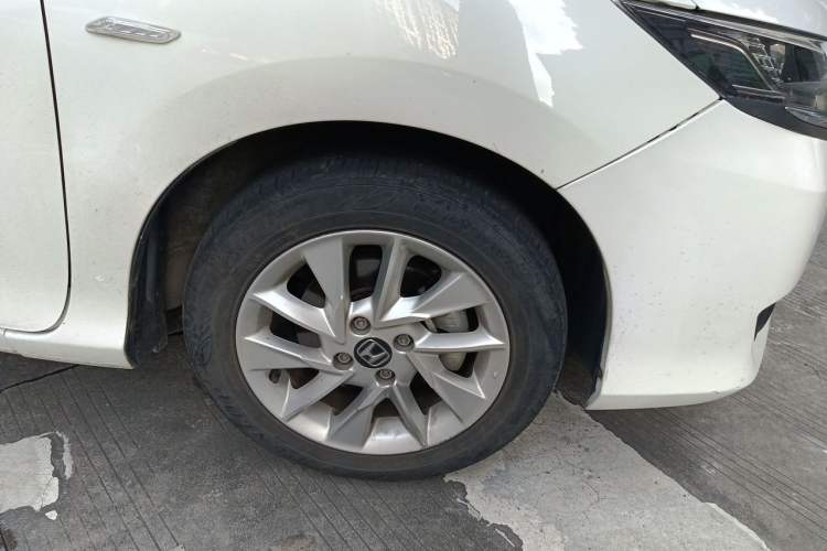 Used Honda Greiz 2016 1.5L CVT Classic Edition Right Front Wheel Hub