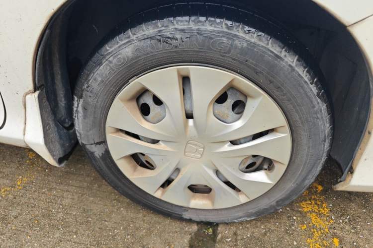 Used Honda Greiz 2016 1.5L CVT Classic Edition Right Front Wheel Hub