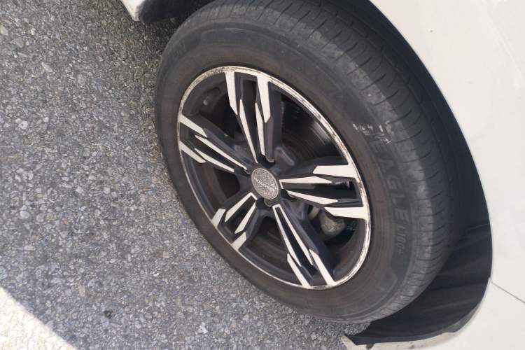 Used Honda Greiz 2016 1.5L CVT Comfort Version Right Front Wheel Hub