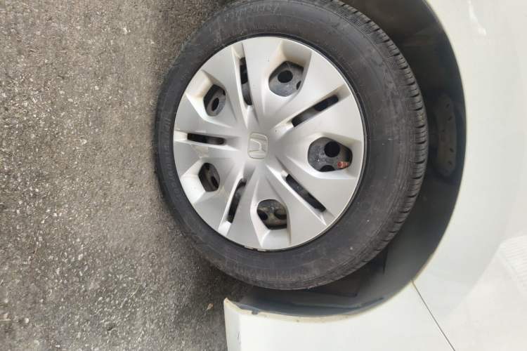 Used Honda Greiz 2016 1.5L CVT Classic Edition Right Front Wheel Hub