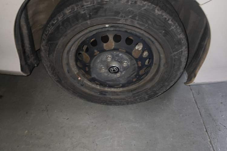 Used Honda Greiz 2016 1.5L Manual Classic Edition Right Front Wheel Hub
