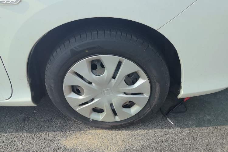 Used Honda Greiz 2016 1.5L CVT Classic Edition Right Front Wheel Hub