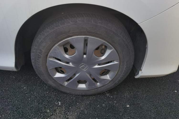 Used Honda Greiz 2016 1.5L CVT Comfort Version Right Front Wheel Hub
