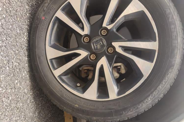 Used Honda Greiz 2016 1.5L CVT Classic Edition Right Front Wheel Hub