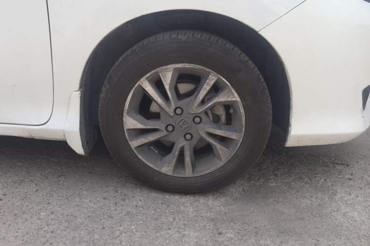 Used Honda Greiz 2016 1.5L CVT Classic Edition Right Front Wheel Hub