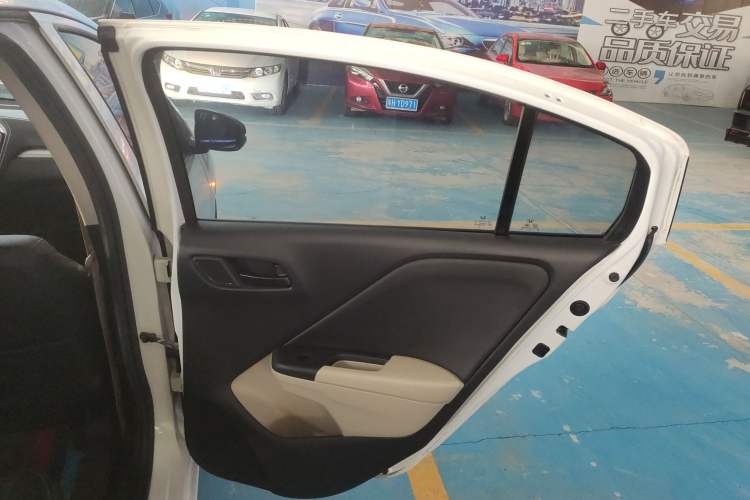 Used Honda Greiz 2016 1.5L CVT Classic Edition Right Rear Door Interior