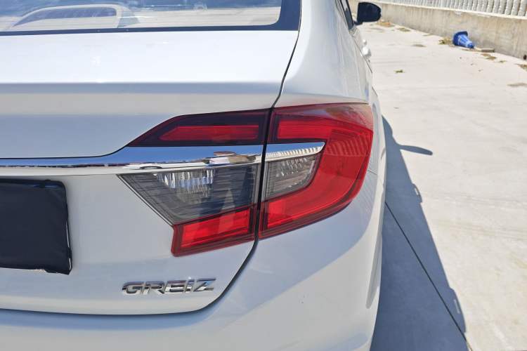 Used Honda Greiz 2016 1.5L CVT Classic Edition Right Rear Taillight