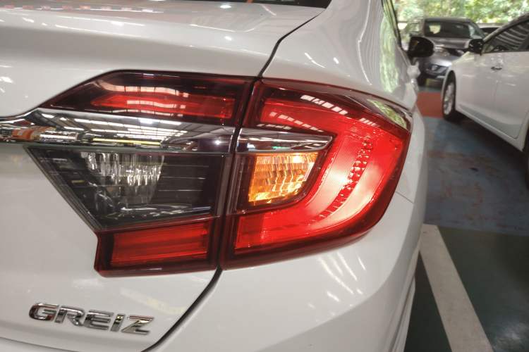 Used Honda Greiz 2016 1.5L CVT Classic Edition Right Rear Taillight