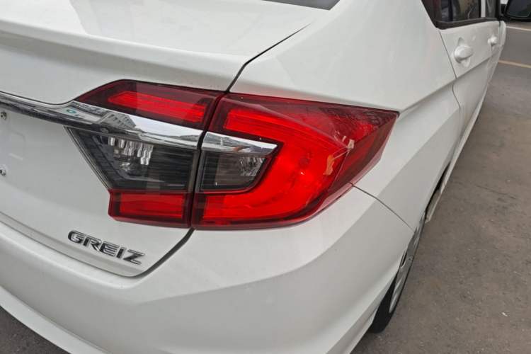Used Honda Greiz 2016 1.5L CVT Classic Edition Right Rear Taillight