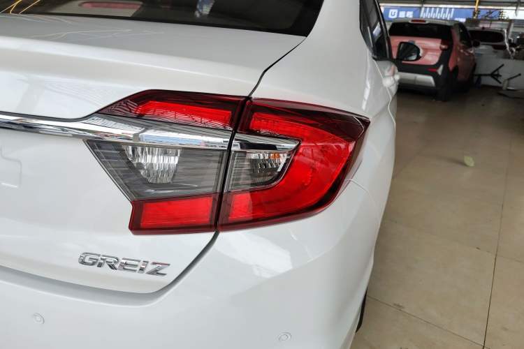 Used Honda Greiz 2016 1.5L CVT Classic Edition Right Rear Taillight