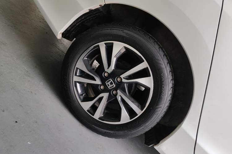 Used Honda Greiz 2016 1.5L CVT Classic Edition Right Rear Wheel Hub