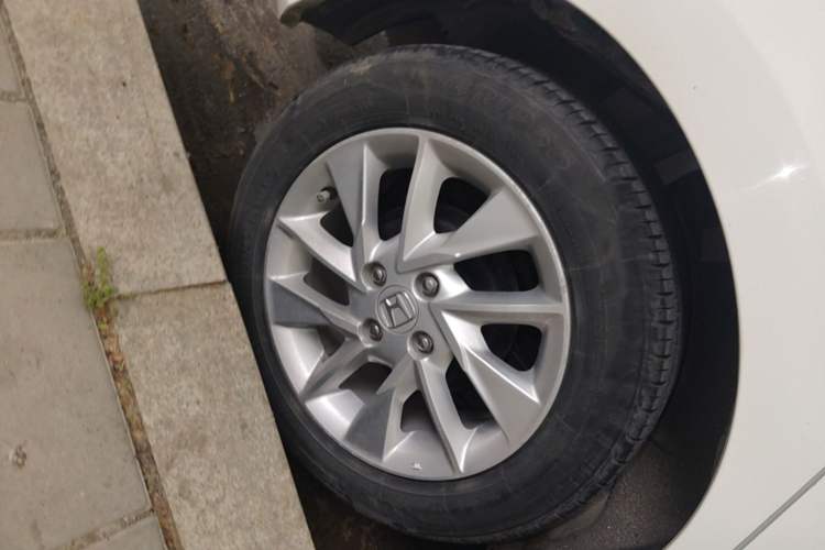 Used Honda Greiz 2016 1.5L CVT Fashion Edition Right Rear Wheel Hub