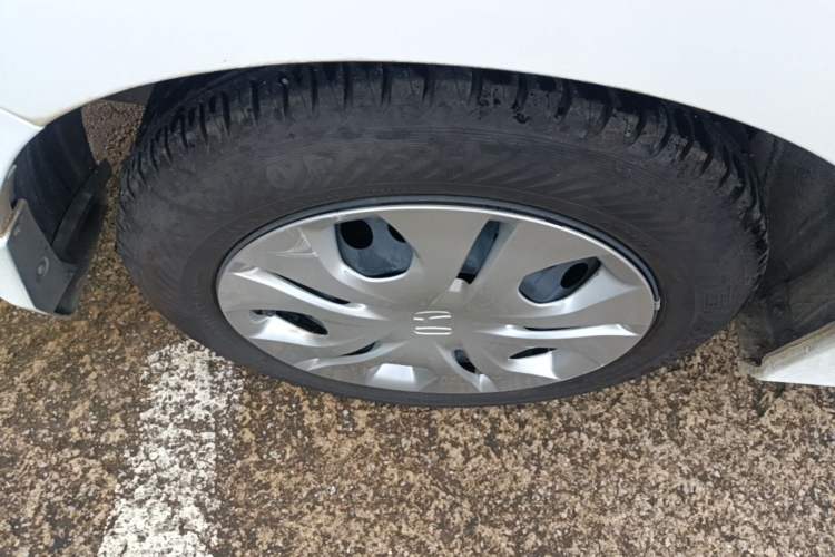 Used Honda Greiz 2016 1.5L CVT Comfort Version Right Rear Wheel Hub