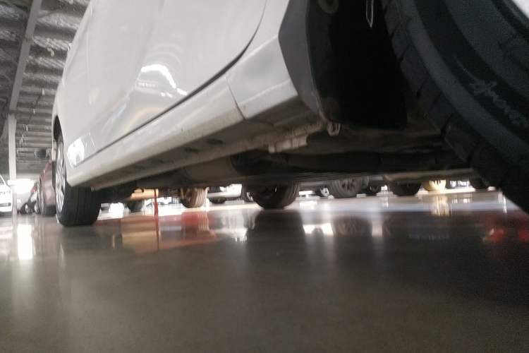 Used Honda Greiz 2016 1.5L CVT Classic Edition Right Side Sill