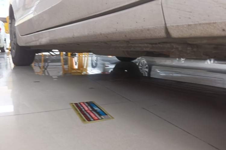 Used Honda Greiz 2016 1.5L CVT Classic Edition Right Side Sill