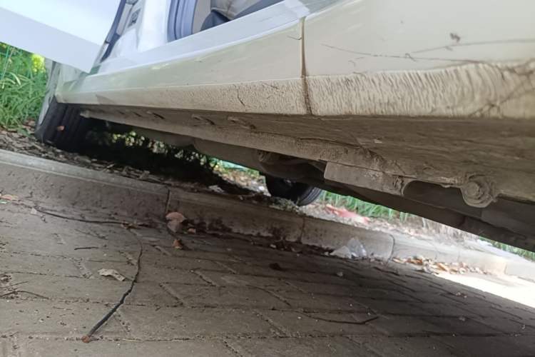 Used Honda Greiz 2016 1.5L CVT Comfort Version Right Side Sill