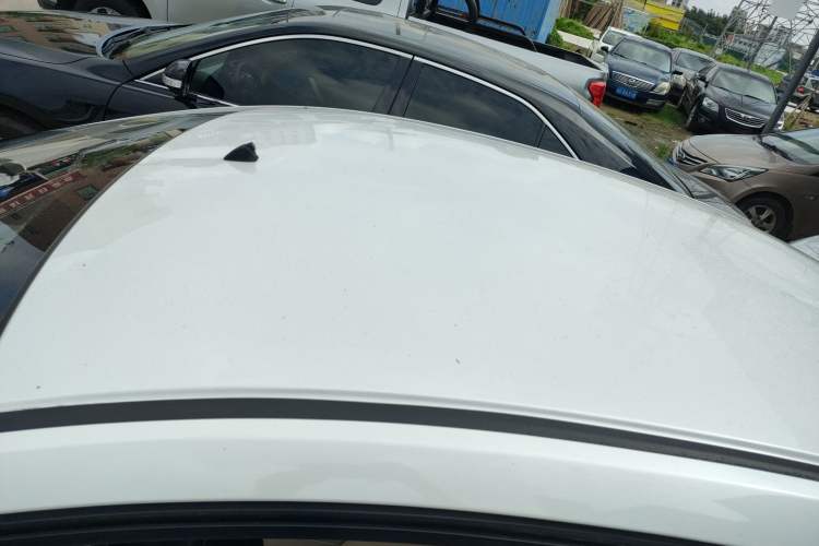 Used Honda Greiz 2016 1.5L CVT Classic Edition Roof