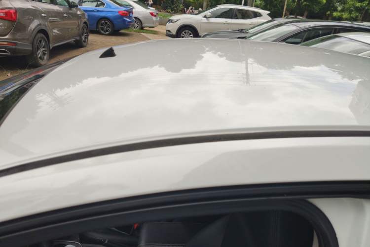 Used Honda Greiz 2016 1.5L CVT Classic Edition Roof