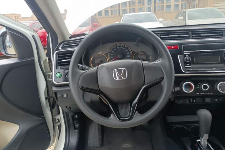 Used Honda Greiz 2016 1.5L CVT Comfort Version Steering Wheel