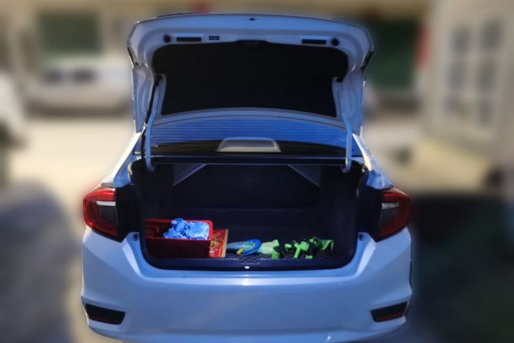 Used Honda Greiz 2016 1.5L CVT Comfort Version Trunk