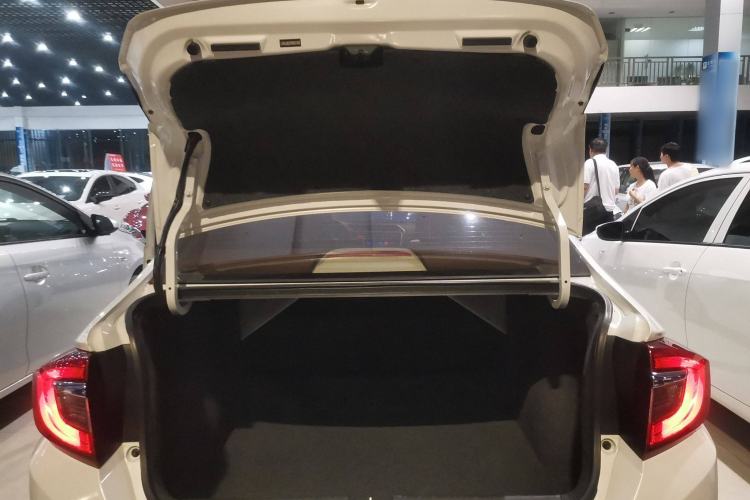 Used Honda Greiz 2016 1.5L CVT Classic Edition Trunk