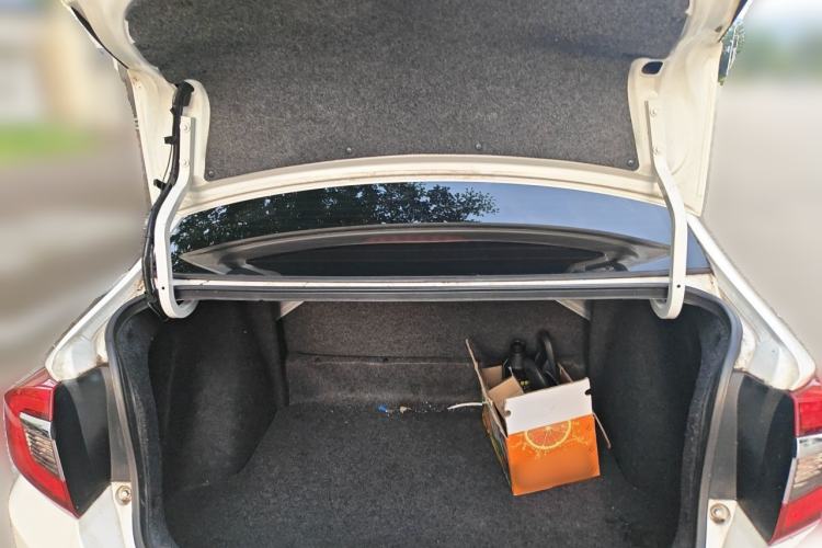 Used Honda Greiz 2016 1.5L CVT Fashion Edition Trunk