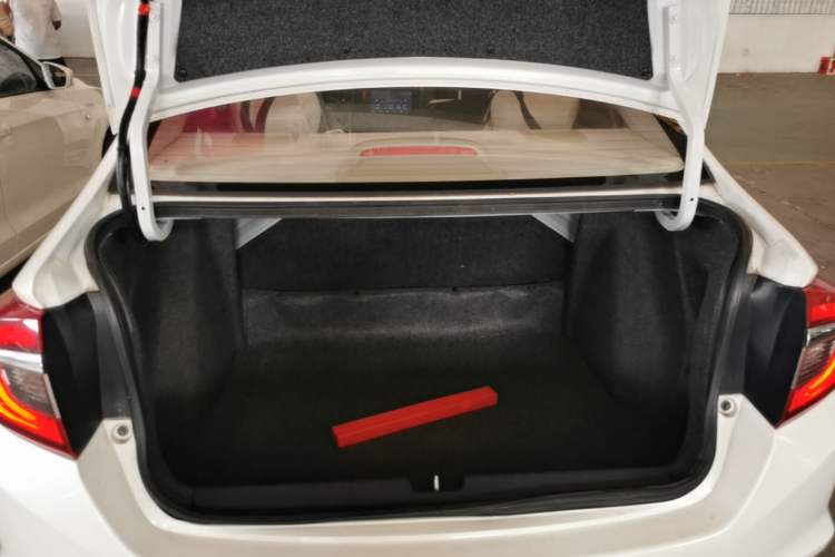 Used Honda Greiz 2016 1.5L CVT Classic Edition Trunk