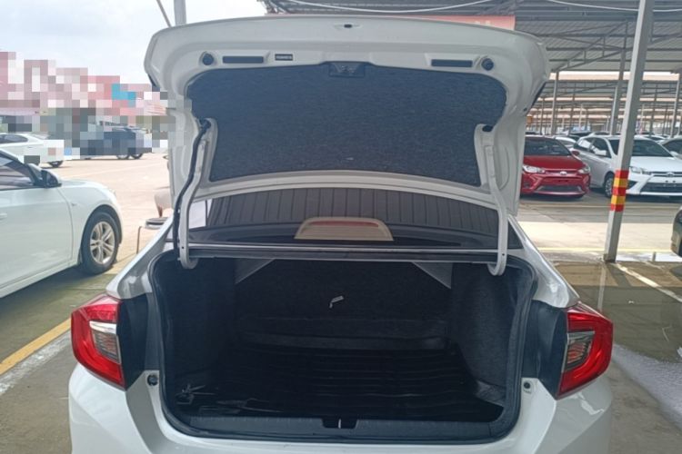 Used Honda Greiz 2016 1.5L CVT Comfort Version Trunk