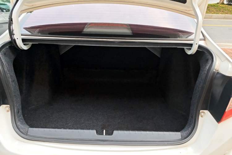 Used Honda Greiz 2016 1.5L CVT Luxury Edition Trunk
