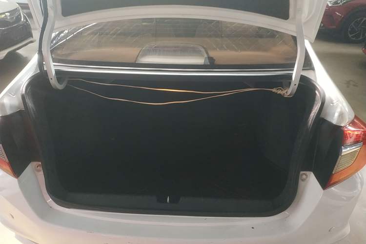 Used Honda Greiz 2016 1.5L CVT Classic Edition Trunk