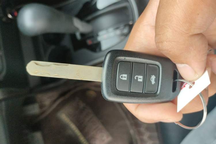 Used Honda Greiz 2016 1.5L CVT Comfort Version Vehicle Key