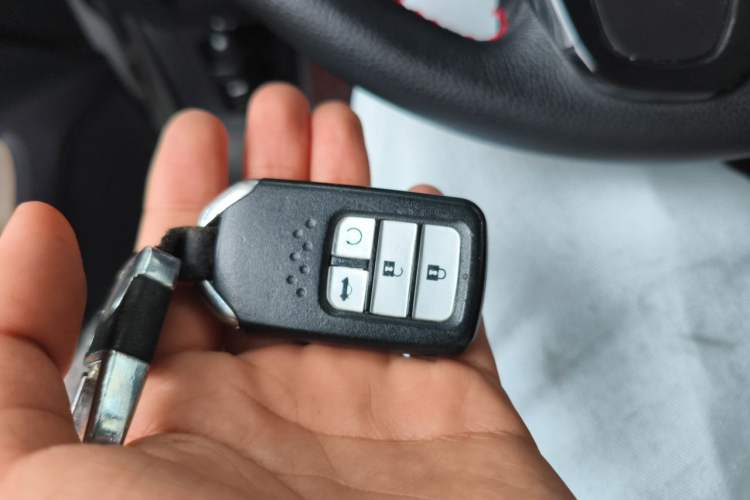 Used Honda Greiz 2016 1.5L CVT Classic Edition Vehicle Key