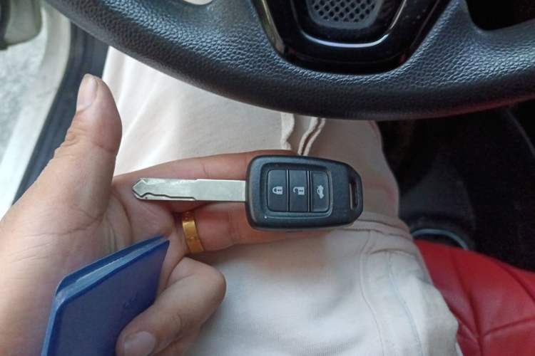 Used Honda Greiz 2016 1.5L CVT Comfort Version Vehicle Key