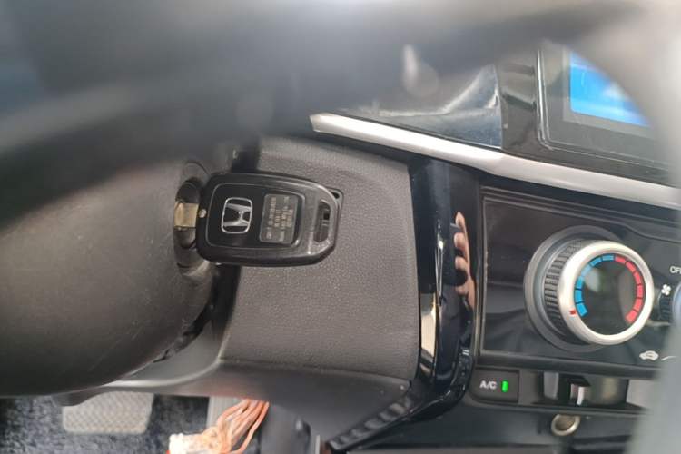 Used Honda Greiz 2016 1.5L CVT Comfort Version Vehicle Key