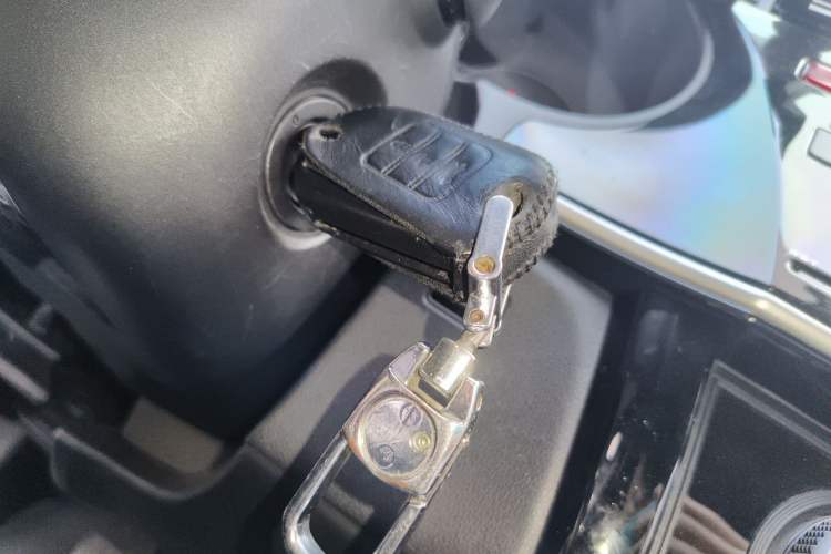 Used Honda Greiz 2016 1.5L CVT Comfort Version Vehicle Key