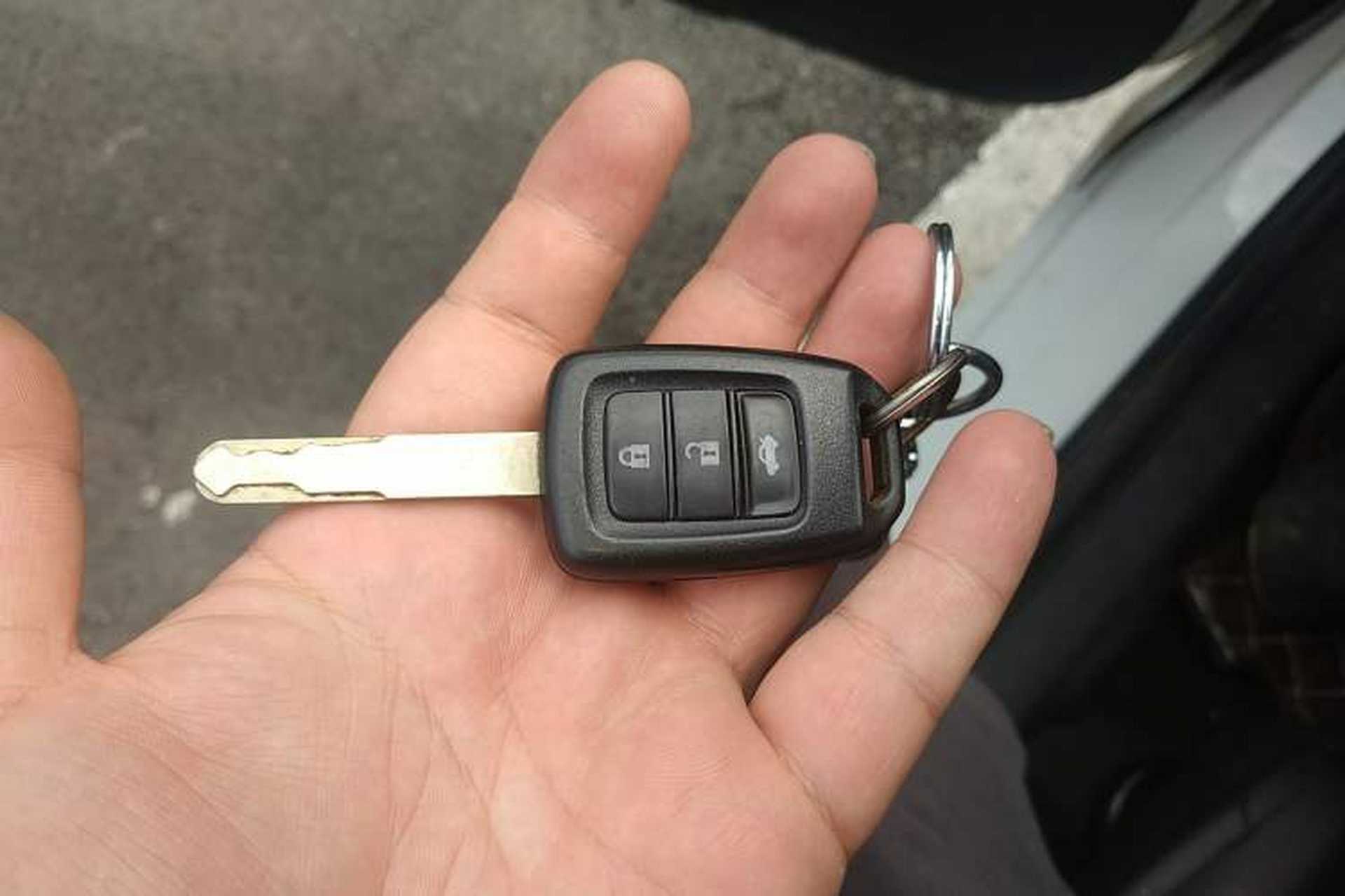 Used Honda Greiz 2016 1.5L CVT Classic Edition Vehicle Key