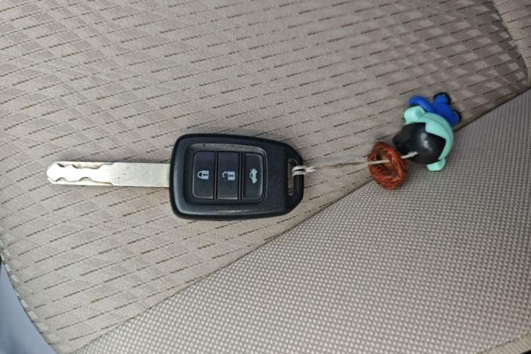 Used Honda Greiz 2016 1.5L CVT Classic Edition Vehicle Key