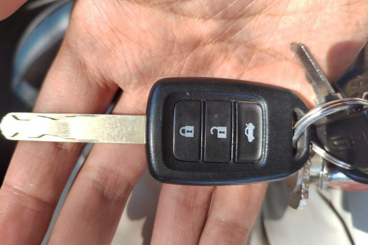Used Honda Greiz 2016 1.5L CVT Classic Edition Vehicle Key