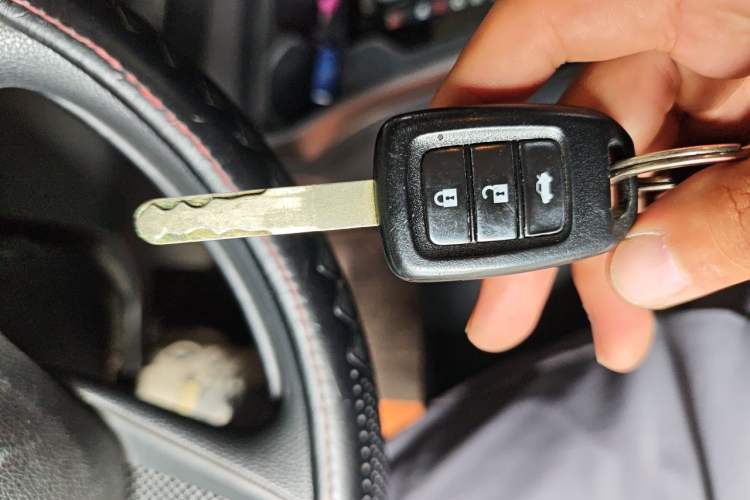 Used Honda Greiz 2016 1.5L CVT Classic Edition Vehicle Key