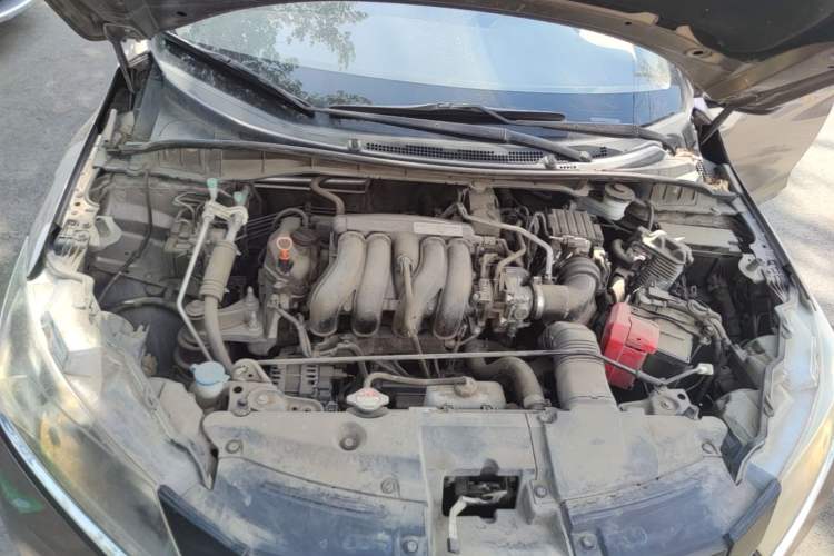 Used Honda Greiz 2016 1.5L CVT Classic Edition Engine Bay