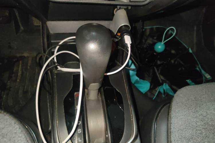 Used Honda Greiz 2016 1.5L CVT Classic Edition Gear Lever