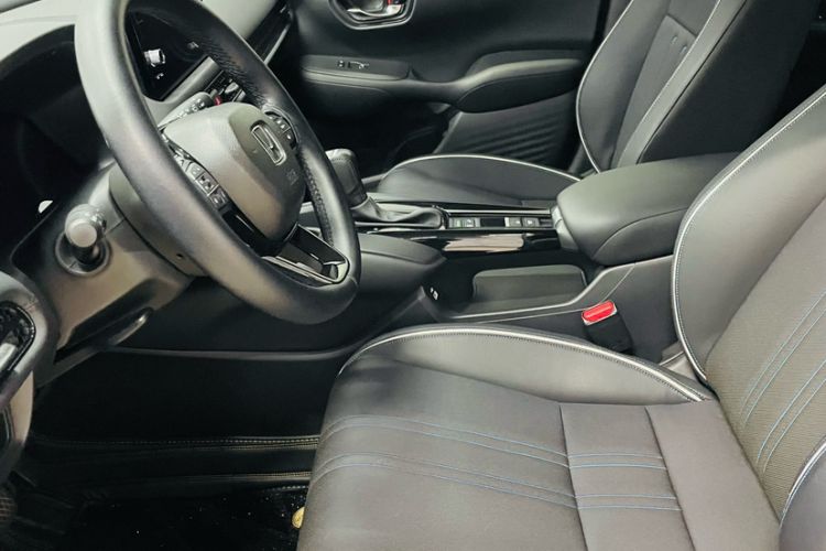 Used Honda HR-V 2023 240TURBO Jingrui Edition Interior 5
