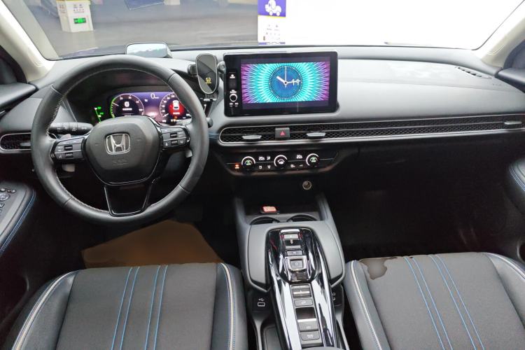 Used Honda HR-V 2023 2.0L eHEV Dynamic Smart Edition Center Console