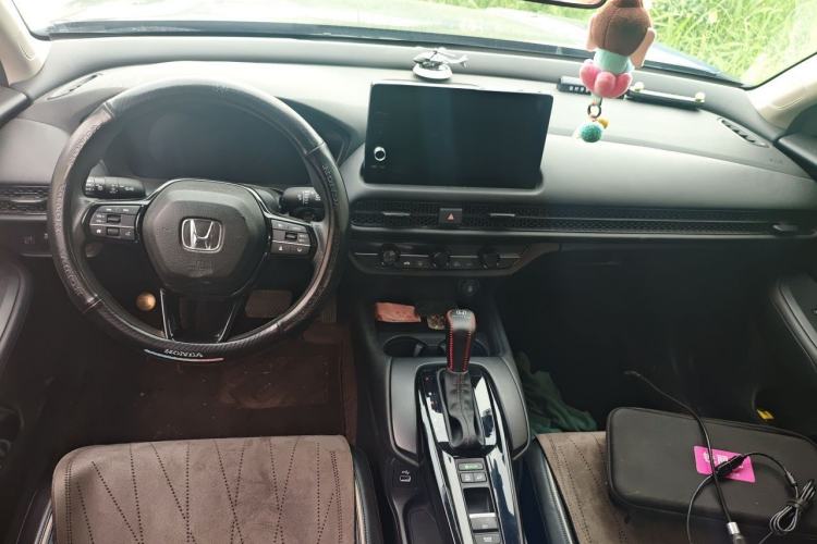 Used Honda HR-V 2023 240TURBO Enjoyment Edition Center Console