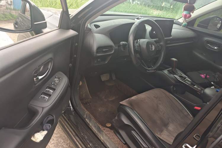 Used Honda HR-V 2023 240TURBO Enjoyment Edition Driver Seat
