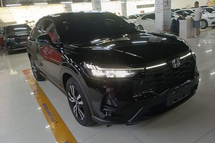 Used Honda HR-V 2023 240TURBO Trendy Edition Front Right 45 Deg