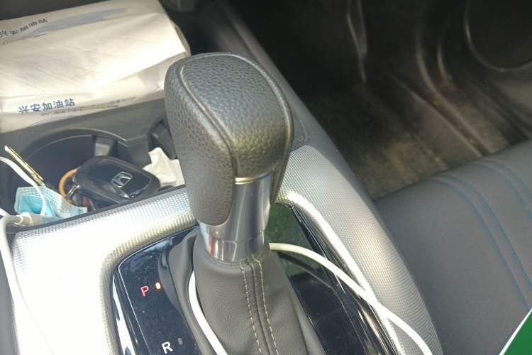 Used Honda HR-V 2023 240TURBO Trendy Edition Gear Lever