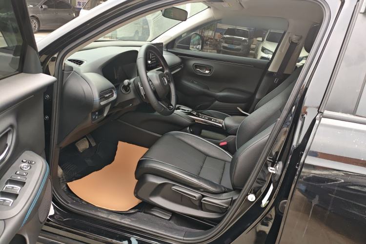 Used Honda HR-V 2023 2.0L eHEV Dynamic Smart Edition Left Front Seat